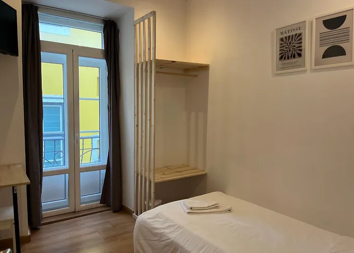 Vandrarhem Bairro Alto *